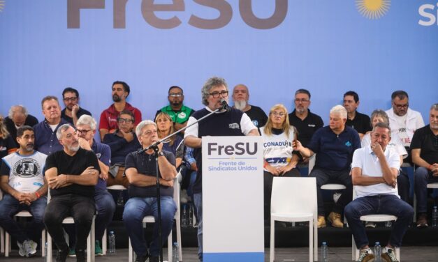 Más de 1.600 delegados gremiales aprobaron un programa sindical con eje en salario digno y distribución de la riqueza