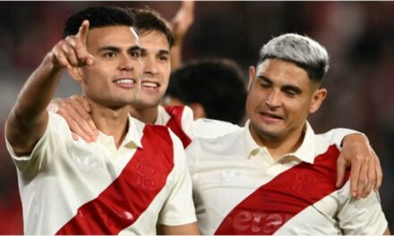 River goleó 3-0 a Blooming, se quedó con el liderazgo de su grupo y sacó boleto directo a los octavos de la Sudamericana