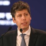 Sam Altman cambia el tono sobre la IA y anticipa un mundo donde la inteligencia se pagará “como la electricidad”