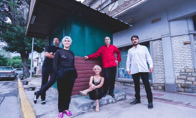 El Teatro del Bicentenario recibe un homenaje 100% tanguero