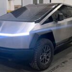 Cómo es el Cybertruck de Tesla, el super auto que tienen Coscu, Barbie Franco y un diputado de la LLA