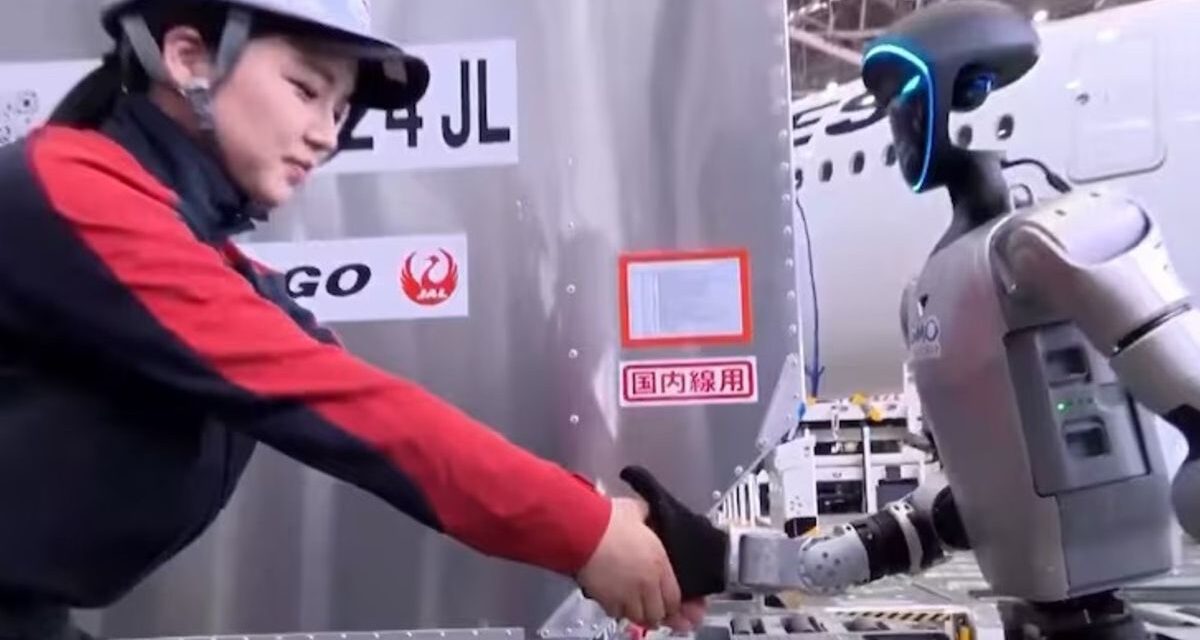 Japan Airlines despliega una flota de robots humanoides para operaciones en pista