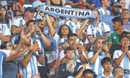 Empezó la fiesta, ¿qué estará haciendo Adorni?