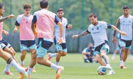 Se sumó Senesi y Scaloni define quién reemplaza a Tagliafico
