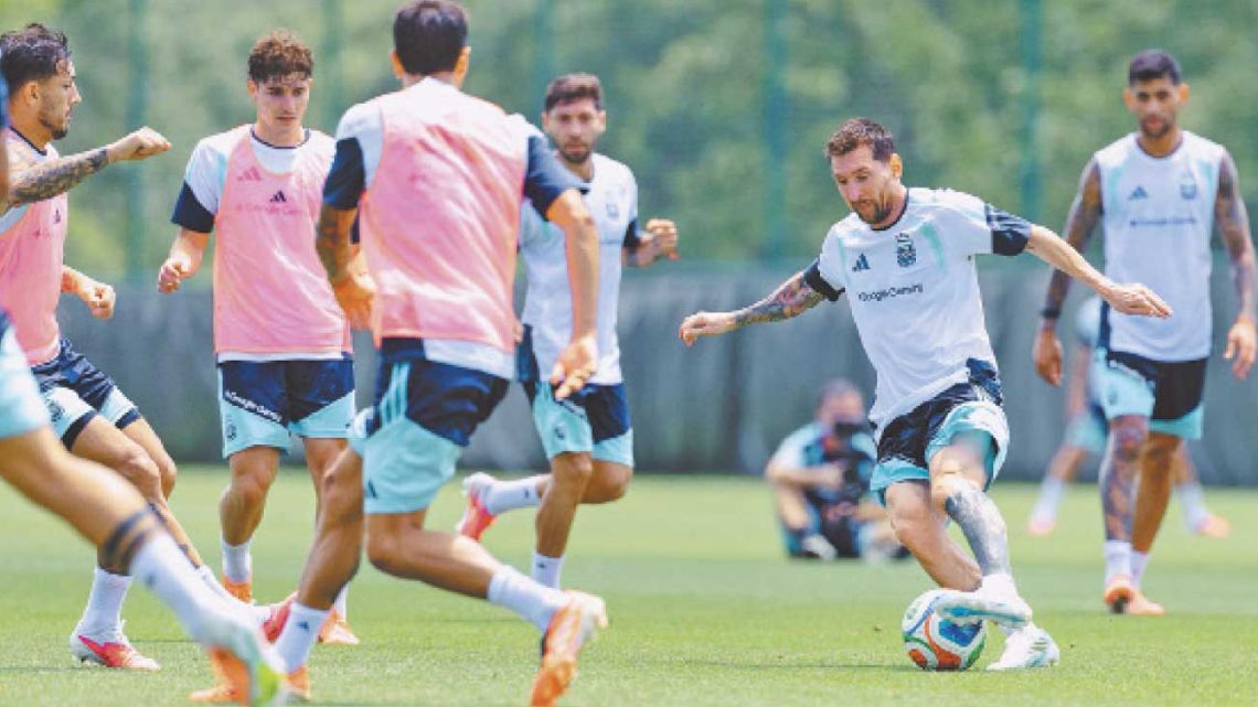 Se sumó Senesi y Scaloni define quién reemplaza a Tagliafico