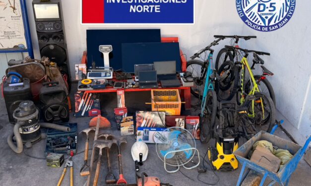 Hallan un búnker con armas y botín robado tras desbaratar una banda que asaltó una barbería