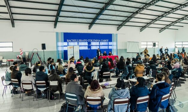 Iglesia fue sede de una masiva capacitación para docentes