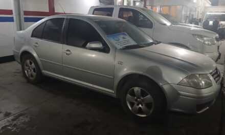 Recuperan un auto buscado desde 2019 y una moto adulterada en Chimbas