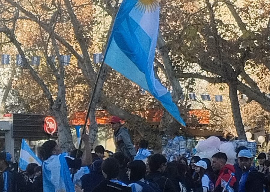 San Juan salió a las calles para celebrar otro triunfo de la Scaloneta