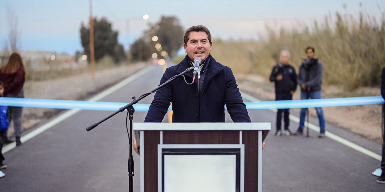 Orrego inauguró una obra clave en Angaco y anunció nuevos asfaltos para ampliar la conectividad