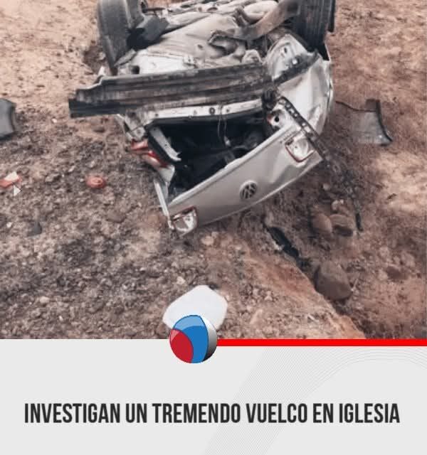 Vuelco en Iglesia: un conductor fue hospitalizado tras caer por un desnivel