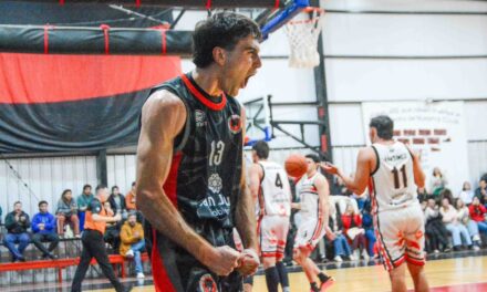 Urquiza golpeó primero y se quedó con el duelo inicial ante Sparta