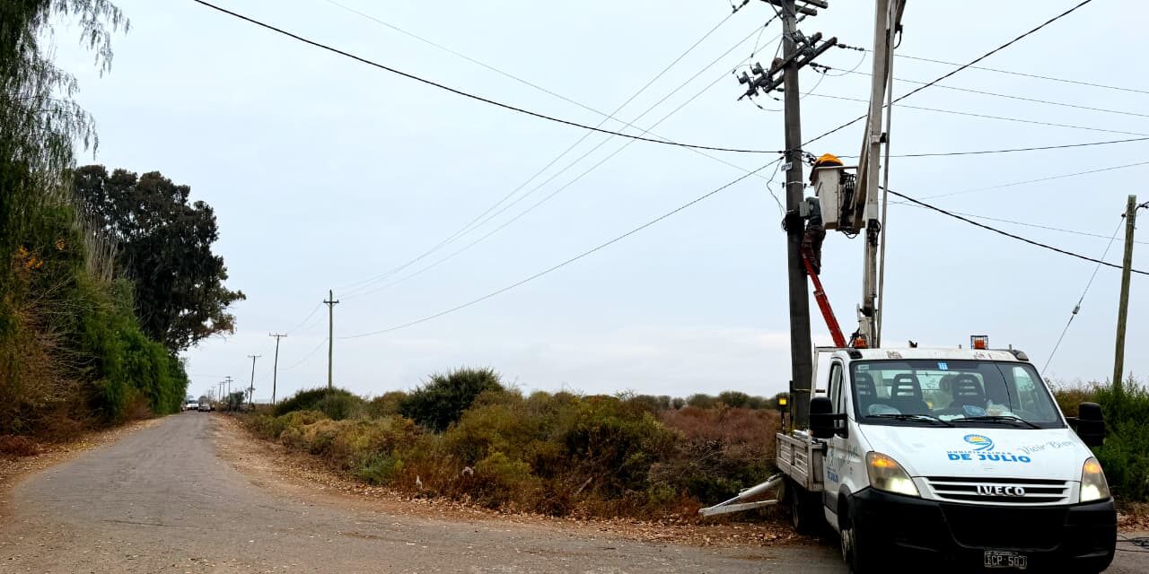 Luces LED y mejoras integrales: Avanzan las obras en una calle clave del sur de 9 de Julio
