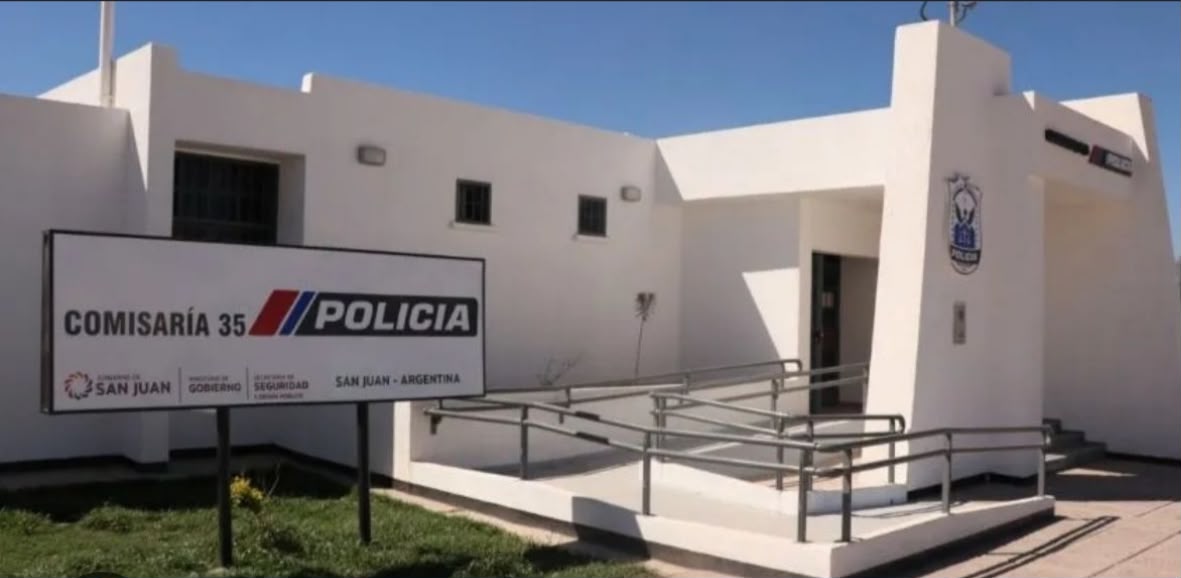 Policías evitaron que un hombre se quitara la vida en Rawson y lograron rescatarlo a tiempo