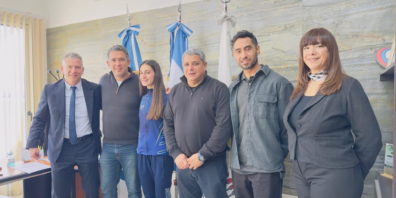 Sara Toia fue recibida en la Secretaría de Deporte tras consagrarse subcampeona mundial