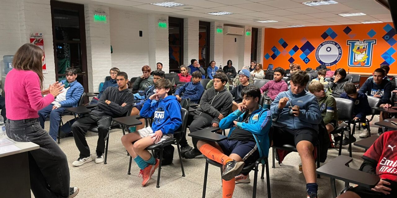 Más de 100 deportistas participaron de las capacitaciones de Construyendo Valores