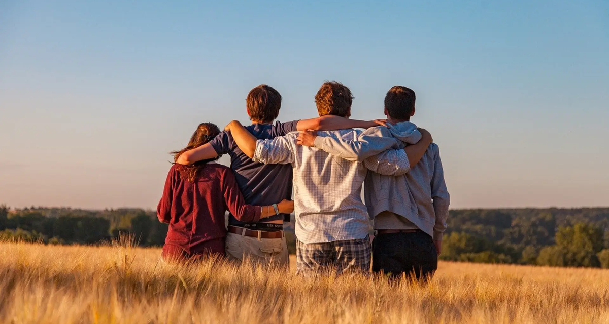 Cómo saber si una amistad es saludable, según la IA