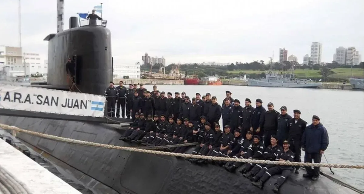 La fiscalía pidió condenas de hasta 5 años de prisión para exjefes de la Armada