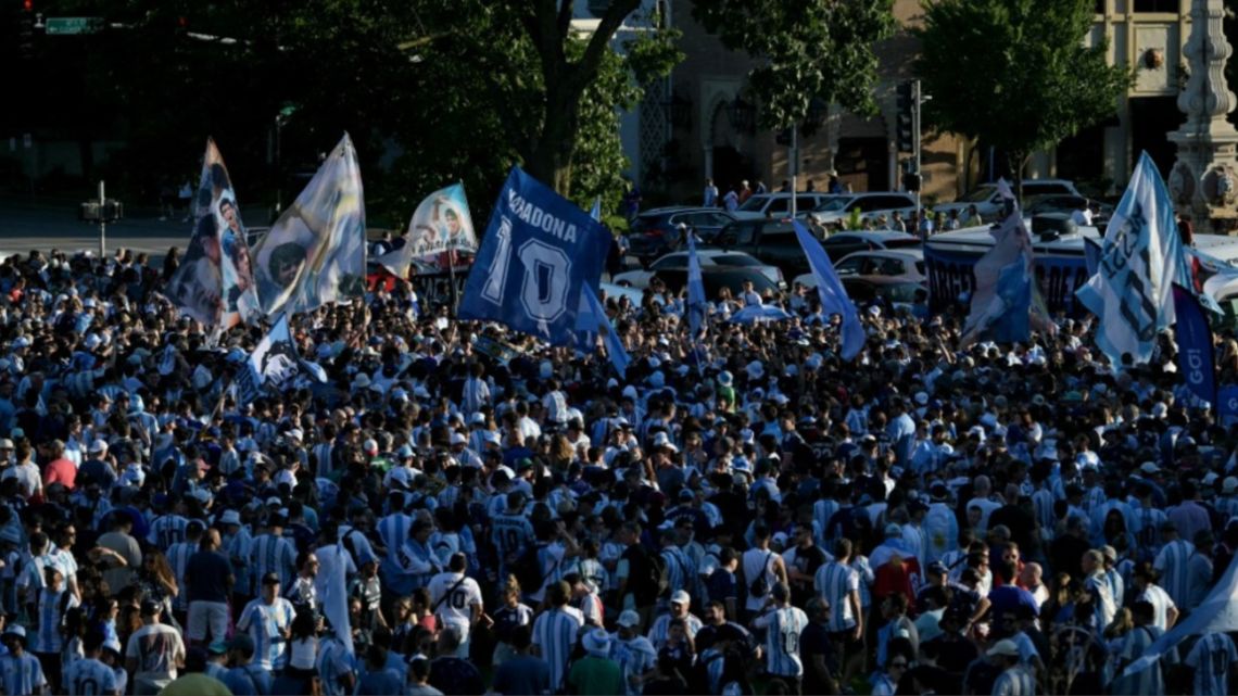 Banderazo argentino y última práctica de la selección antes del debut en la Copa Mundial 2026