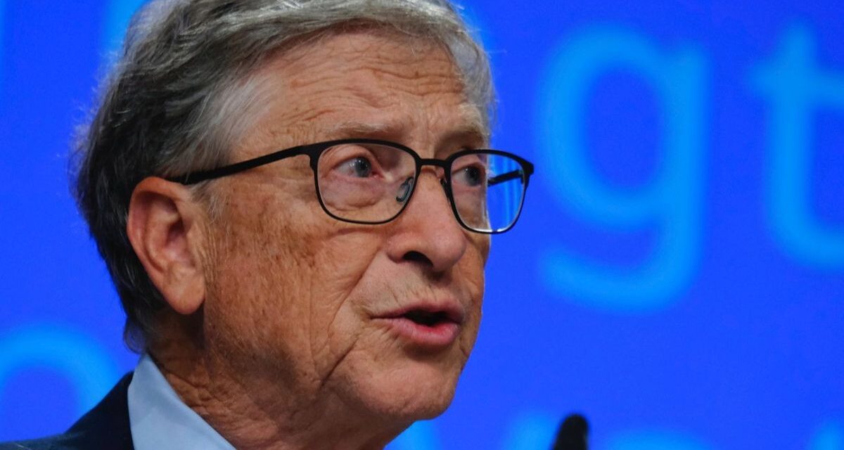 Bill Gates aseguró que no presenció crímenes pero que pudo haber coincidido con alguna víctima