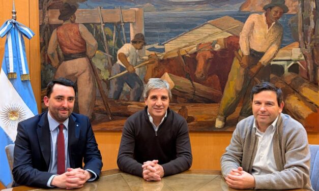 Luis Caputo confirmó la salida de José García Hamilton y designó a Juan Ignacio Stampalija en su reemplazo
