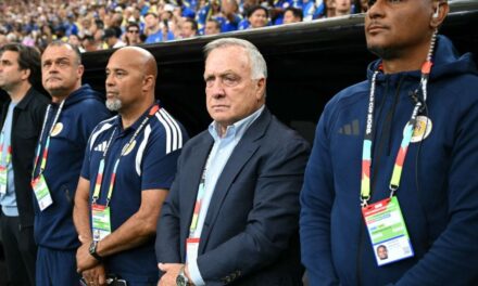Quién es Dick Advocaat, el DT de Curazao que hizo historia en el Mundial 2026