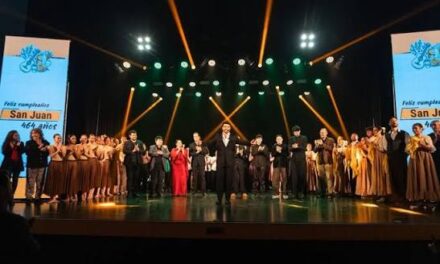 Una emotiva cantata recorrió la historia de San Juan en la gala por los 464 años de la Ciudad