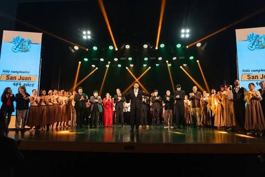 Una emotiva cantata recorrió la historia de San Juan en la gala por los 464 años de la Ciudad