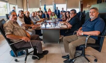 Mañana vuelven las paritarias docentes: la recomposición salarial será el eje de la negociación