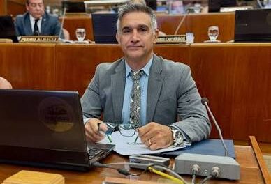 Aranda impulsa regalías mineras móviles: propone elevarlas hasta el 5% en épocas de bonanza