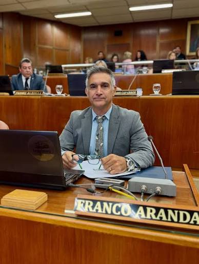 Aranda impulsa regalías mineras móviles: propone elevarlas hasta el 5% en épocas de bonanza