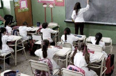 Docentes: el Gobierno reabre la paritaria y anticipa una revisión salarial atada a la inflación