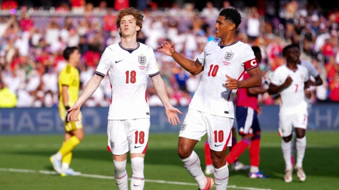 Inglaterra venció 3-0 a la Costa Rica del Bocha Batista en el último ensayo previo al Mundial