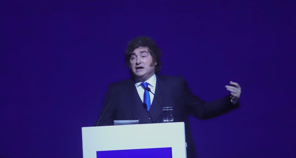 Javier Milei le respondió a Yuval Noah Harari y defendió su proyecto para crear empresas manejadas por IA