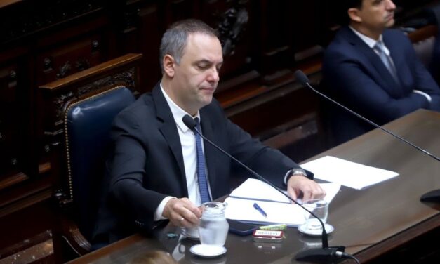 El PRO no descarta apoyar una sesión en su contra