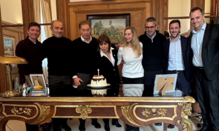 Con malestar interno por Manuel Adorni, la mesa política buscó contener una crisis que sigue abierta