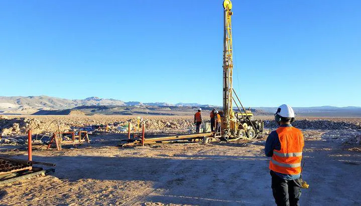 Cornejo apura el debate de la Ley de Desarrollo Local Minero: “No hay tiempo para perder”