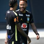 Neymar volvió a entrenarse con pelota y crece la ilusión en Brasil por su debut en la Copa del Mundo