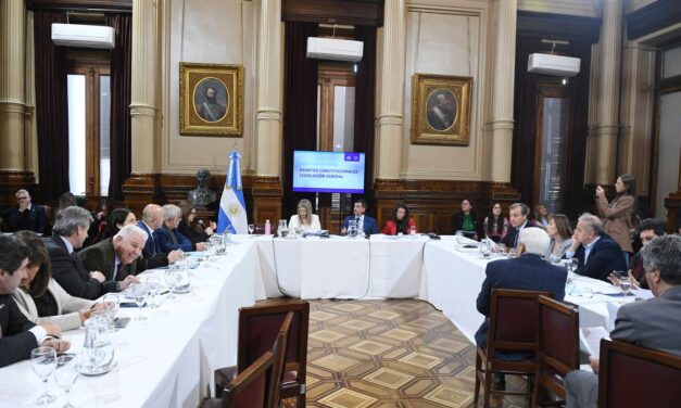 El Senado consiguió dictaminar la ley Hojarasca, que elimina más de 60 leyes consideradas en desuso