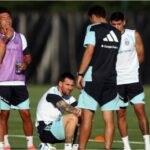 Selección Argentina: Julián Álvarez, Messi y los «tocados» se entrenaron aparte, y Scaloni paró un posible once pensando en Honduras