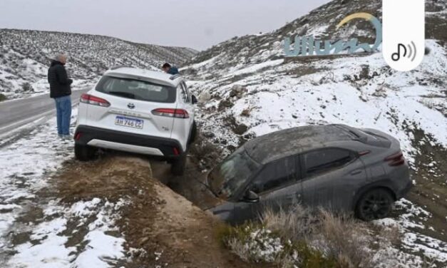 La nieve provocó despistes en El Colorado y piden evitar viajar si no es necesario
