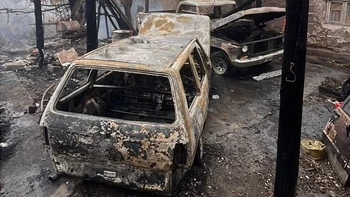 El Zonda desató incendios en El Médano y movilizó a los equipos de emergencia
