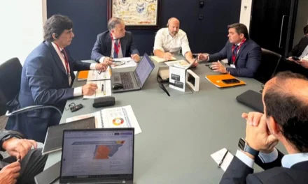 Orrego salió a buscar financiamiento en Londres para obras estratégicas y presentó a San Juan ante grandes fondos de inversión