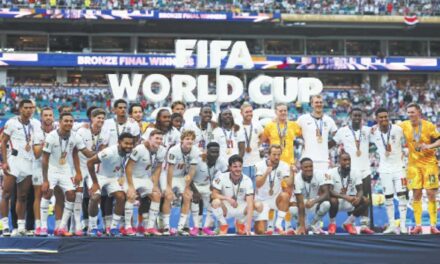 En un partido con diez goles y mucha emoción, Inglaterra quedó tercero