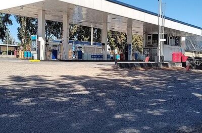 Le vaciaron el camión mientras fue al baño: denunció el robo de $2,5 millones