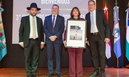 Susana Laciar participó de un encuentro federal por la memoria en la AMIA