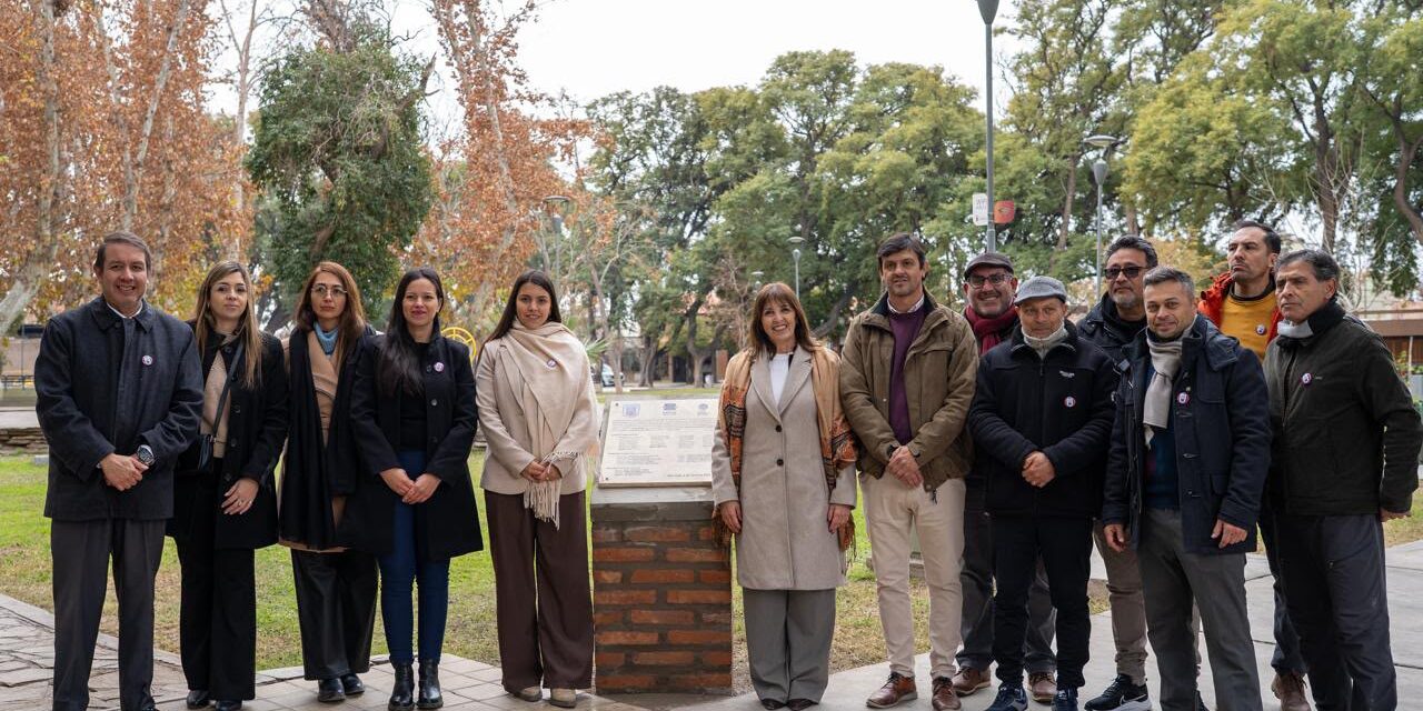 Susana Laciar acompañó los festejos por los 50 años de la UVT