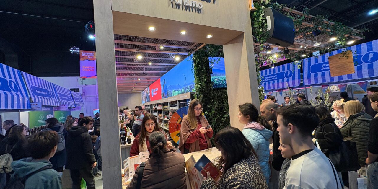 Pasaporte San Juan, la atracción que conquista visitantes en una feria nacional