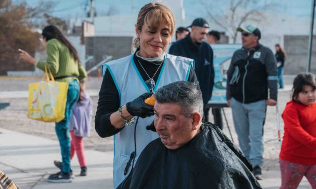 Rawson desembarca en Sierra Morada con trámites, asesoramiento y beneficios para los vecinos