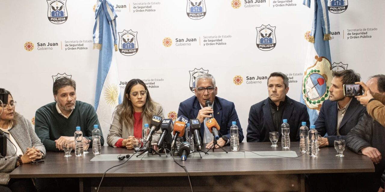 El Gobierno acompaña a las familias de las víctimas y coordina los homenajes tras la tragedia
